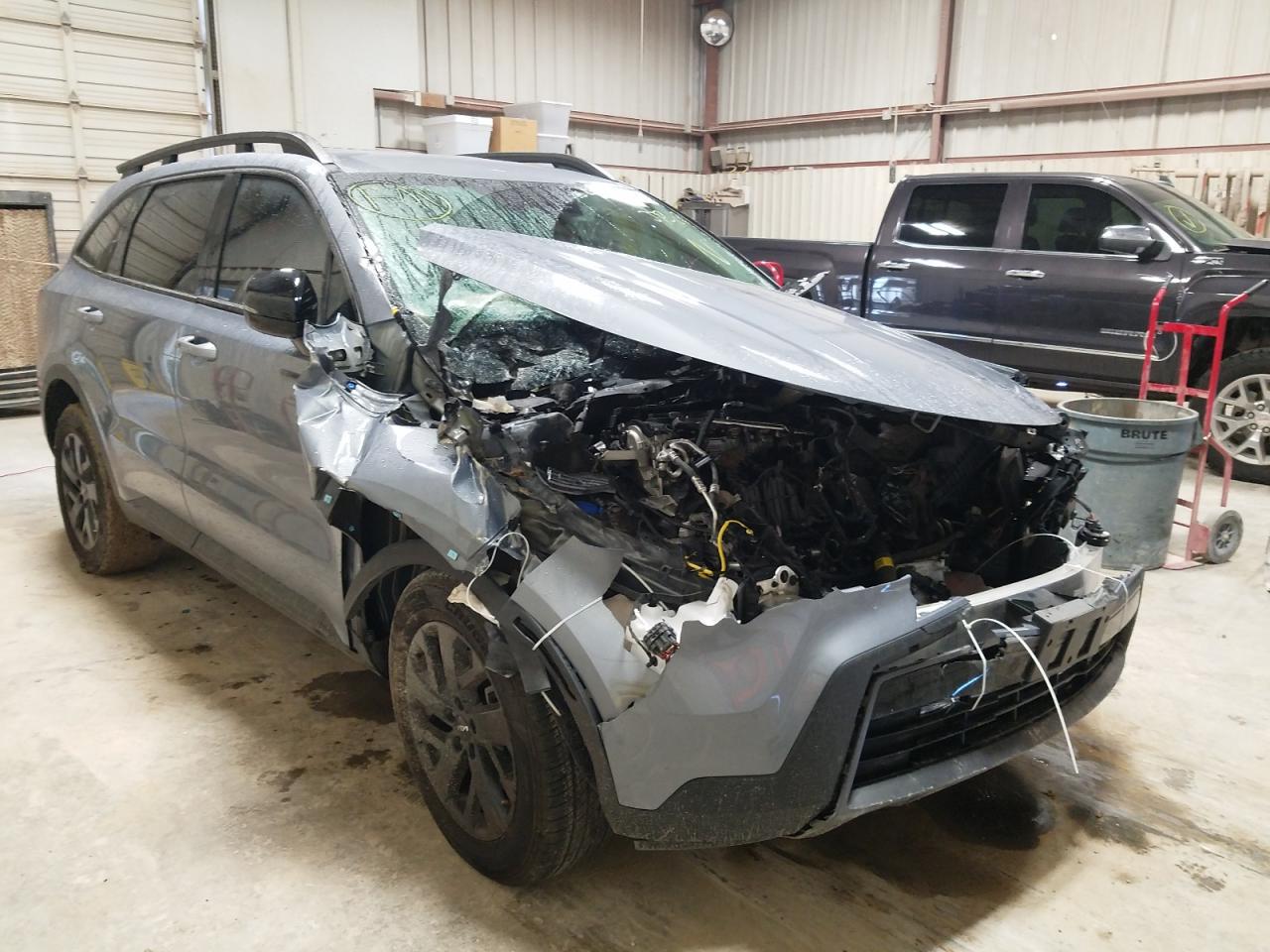 Photo 1 from auction – 2022 KIA SORENTO S with VIN 5XYRLDLC0NG077934