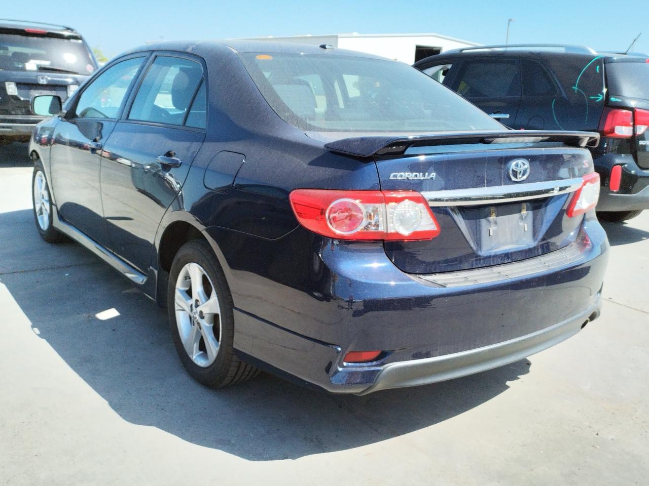 Photo 3 from auction – 2011 TOYOTA COROLLA BA with VIN 2T1BU4EE1BC579274