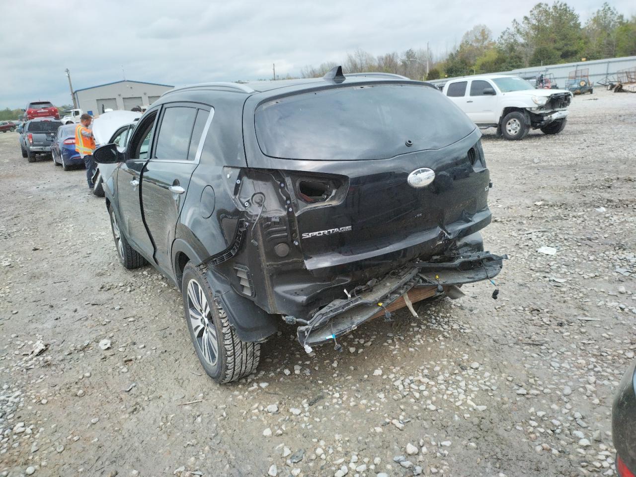 Photo 3 from auction – 2014 KIA SPORTAGE E with VIN KNDPC3AC8E7585506