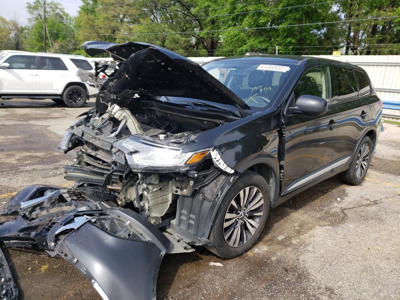 Photo 2 from auction – 2019 MITSUBISHI OUTLANDER with VIN JA4AD2A39KZ014713
