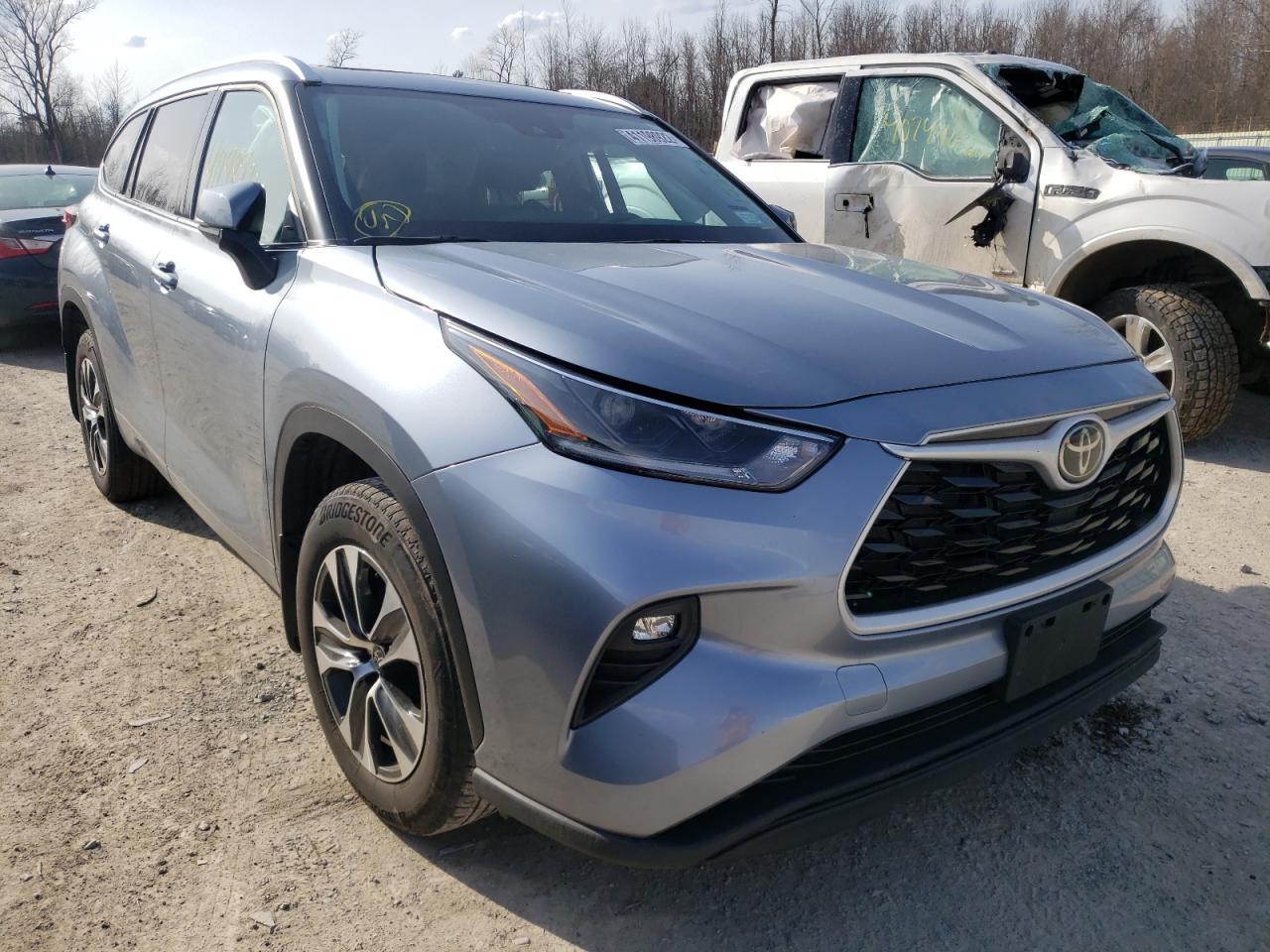TOYOTA HIGHLANDER 2021 with VIN 5TDGZRBH2MS109896 - Photo from auction