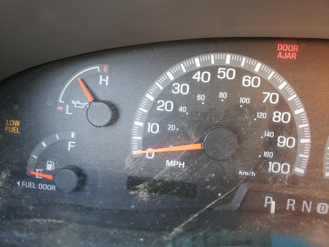 Photo 8 from auction – 2000 FORD EXPEDITION with VIN 1FMRU156XYLC04261
