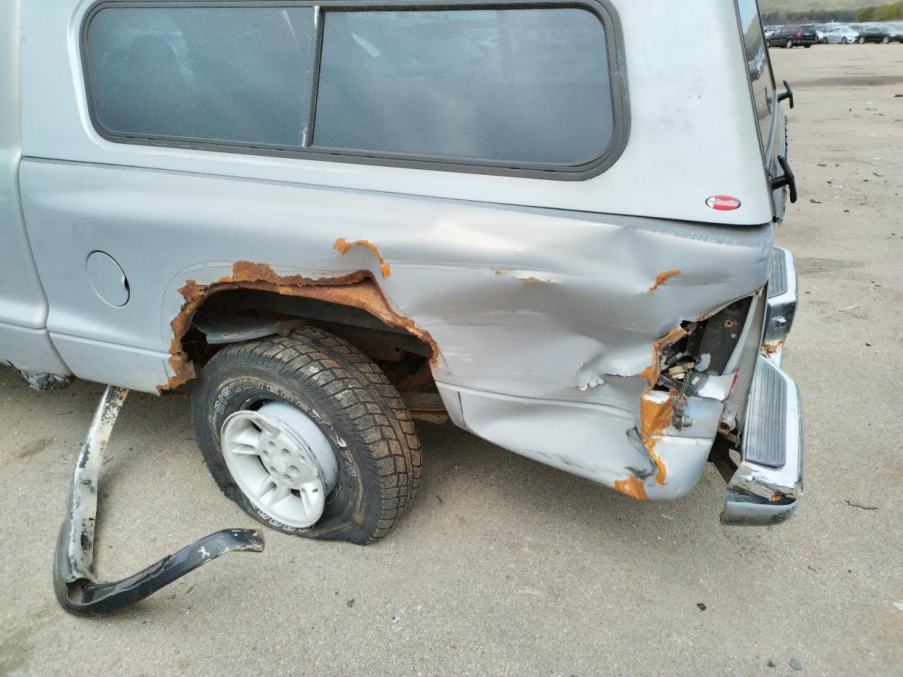 Photo 9 from auction – 2000 DODGE DAKOTA with VIN 1B7GG22X2YS705950