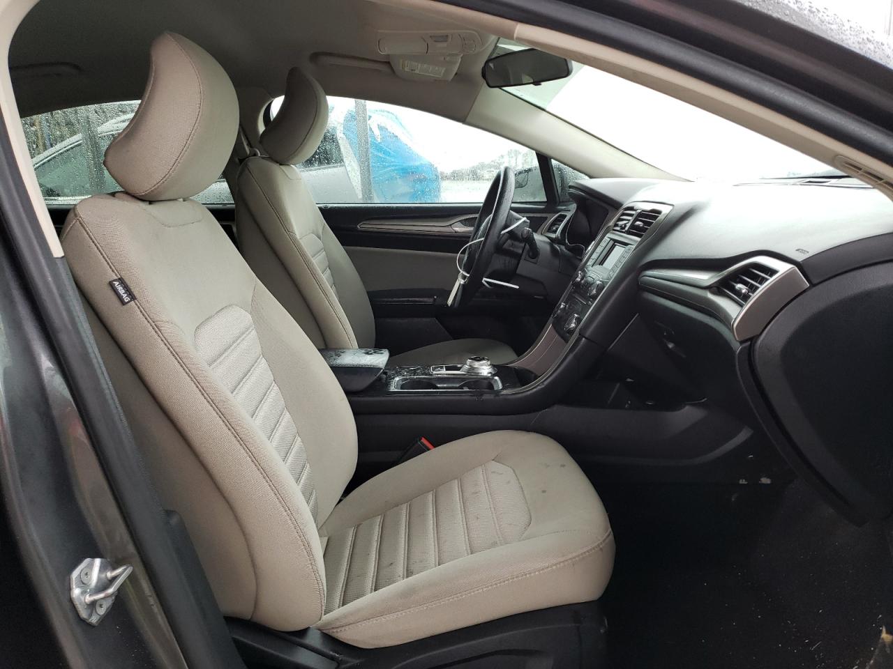 Photo 5 from auction – 2017 FORD FUSION S with VIN 3FA6P0G7XHR219347