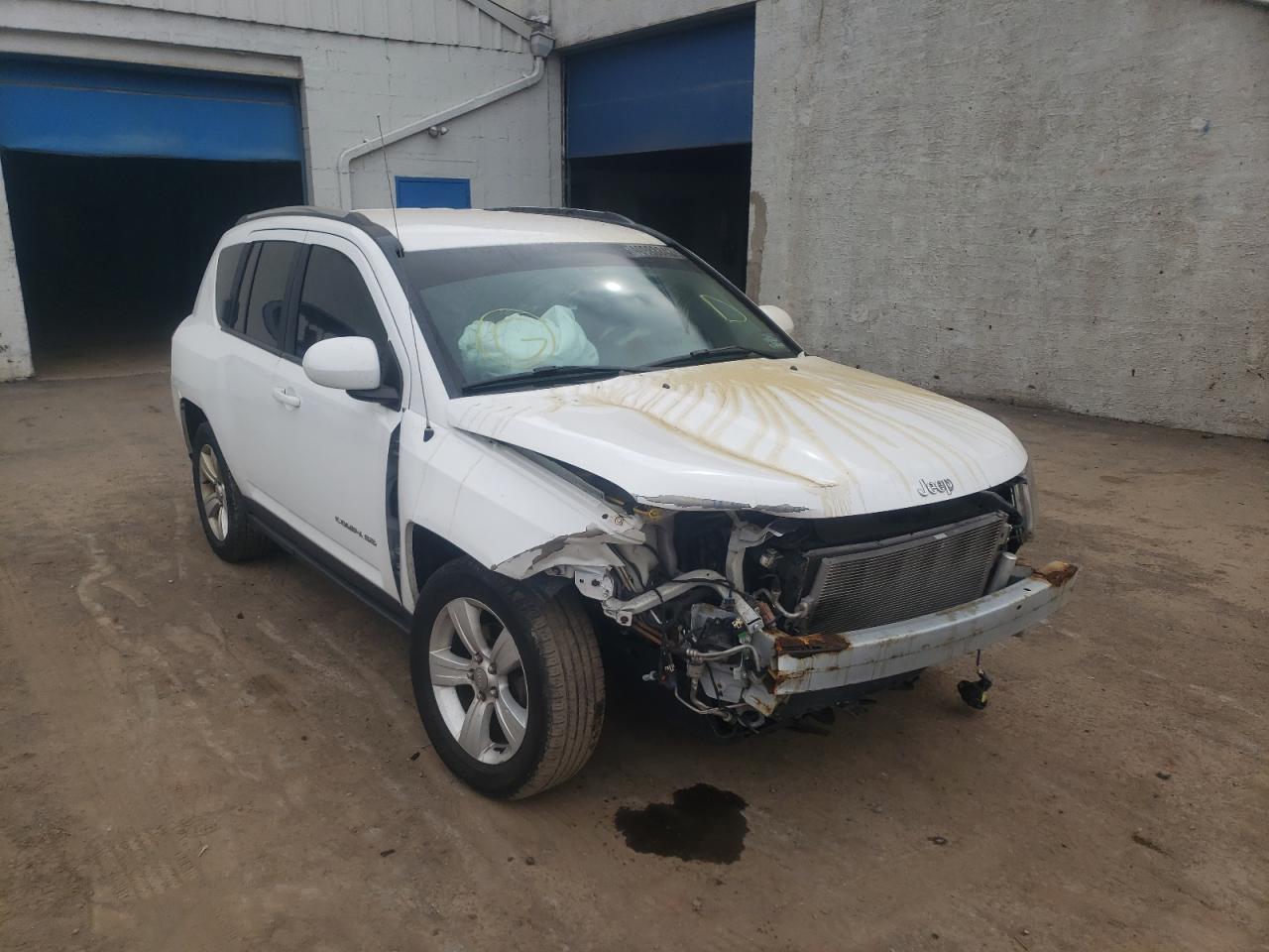 JEEP COMPASS LA 2014 with VIN 1C4NJDEB0ED665260 - Photo from auction