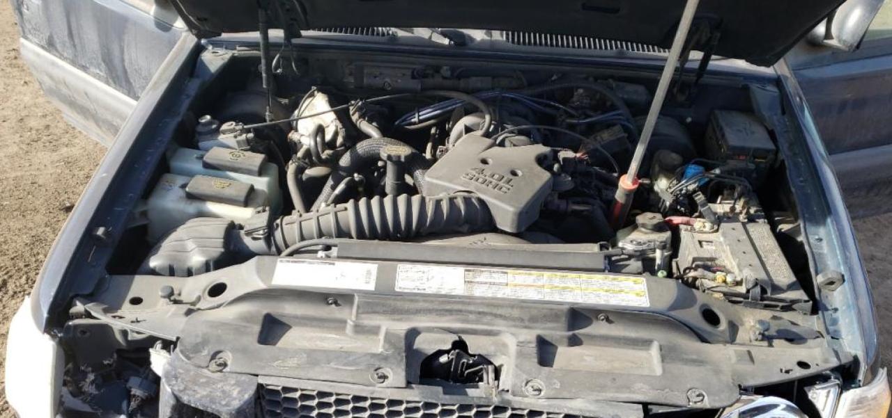 Photo 7 from auction – 2002 FORD EXPLORER S with VIN 1FMZU77E02UB85809