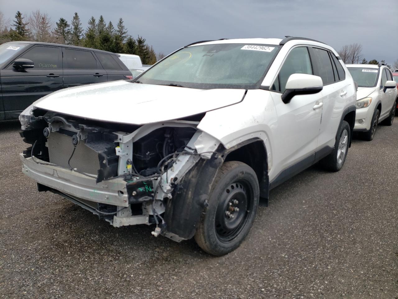 Photo 2 from auction – 2019 TOYOTA RAV4 LE with VIN 2T3B1RFVXKW031994