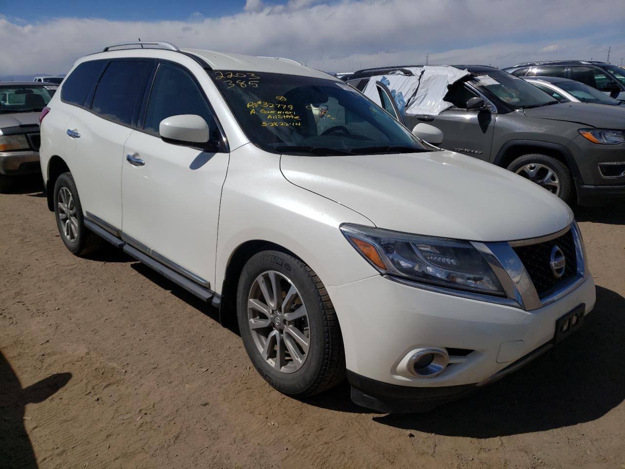 NISSAN PATHFINDER 2015 with VIN 5N1AR2MM0FC691259 - Photo from auction
