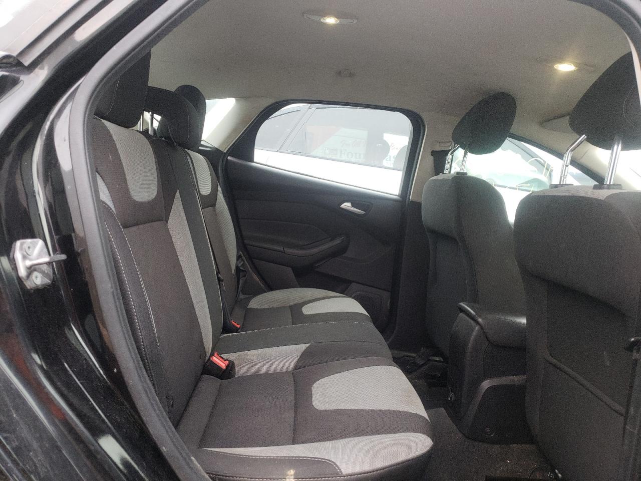Photo 6 from auction – 2012 FORD FOCUS SE with VIN 1FAHP3K20CL127063