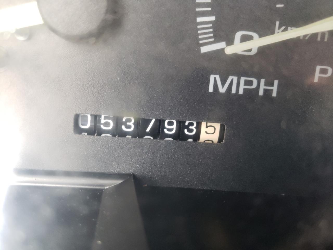 Photo 8 from auction – 1998 CHEVROLET 1500 with VIN 2GCEK19R2W1154147