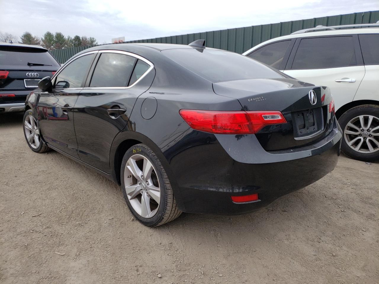 Photo 3 from auction – 2013 ACURA ILX 20 PRE with VIN 19VDE1F57DE004645