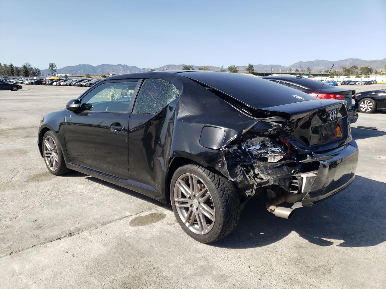 Photo 3 from auction – 2011 TOYOTA SCION TC with VIN JTKJF5C78B3020497