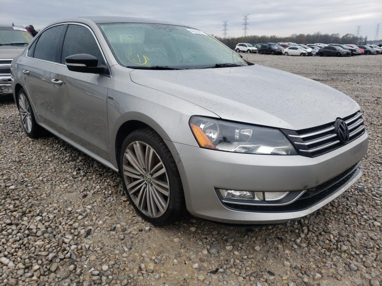 VOLKSWAGEN PASSAT SE 2014 with VIN 1VWBS7A3XEC095027 - Photo from auction