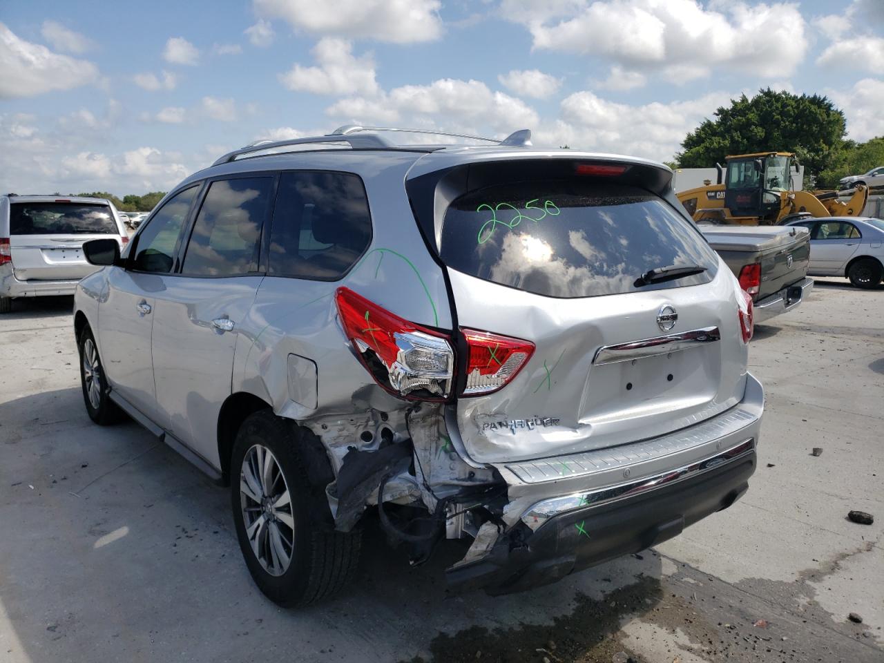 Photo 3 from auction – 2020 NISSAN PATHFINDER with VIN 5N1DR2AN0LC602716