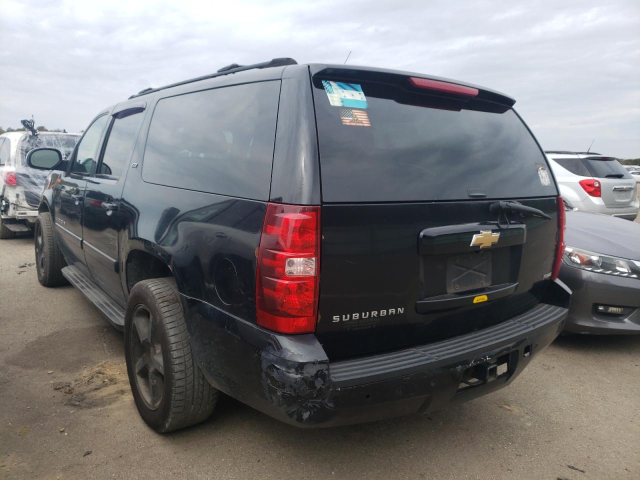Photo 3 from auction – 2007 CHEVROLET SUBURBAN K with VIN 1GNFK16377J215592