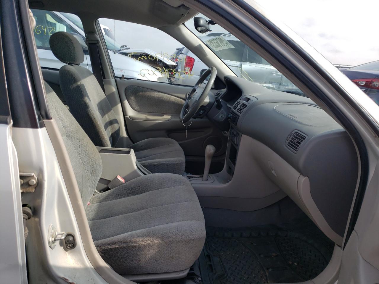 Photo 5 from auction – 2001 TOYOTA COROLLA CE with VIN 1NXBR12E71Z552369