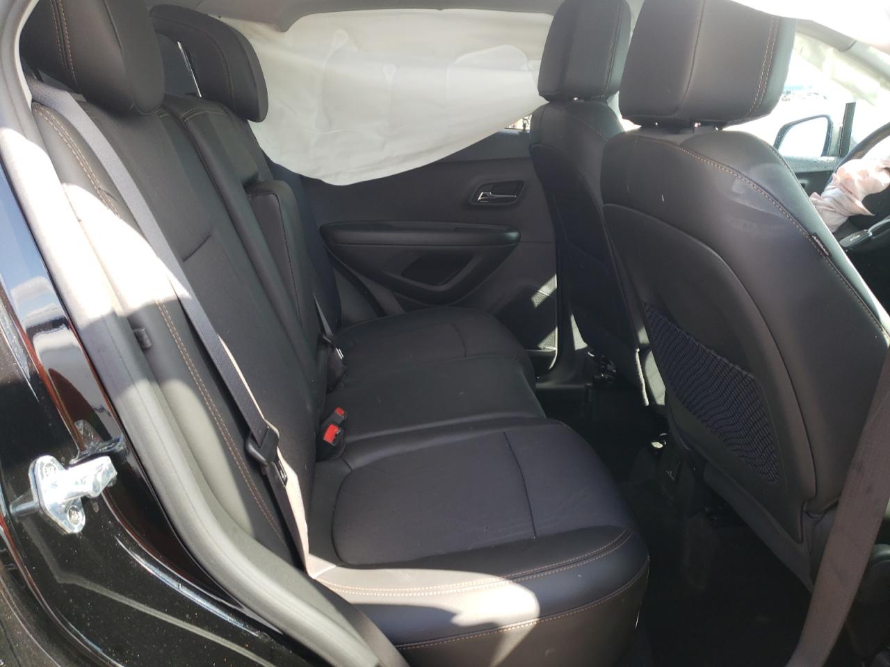 Photo 6 from auction – 2021 CHEVROLET TRAX 1LT with VIN KL7CJLSB9MB343570