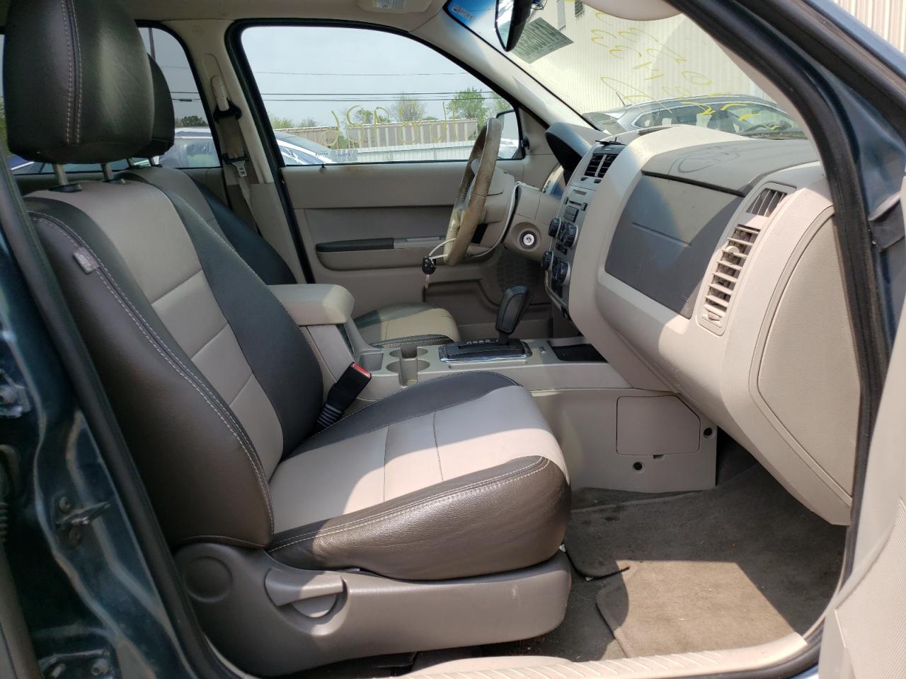Photo 5 from auction – 2012 FORD ESCAPE XLT with VIN 1FMCU0DG9CKA81433