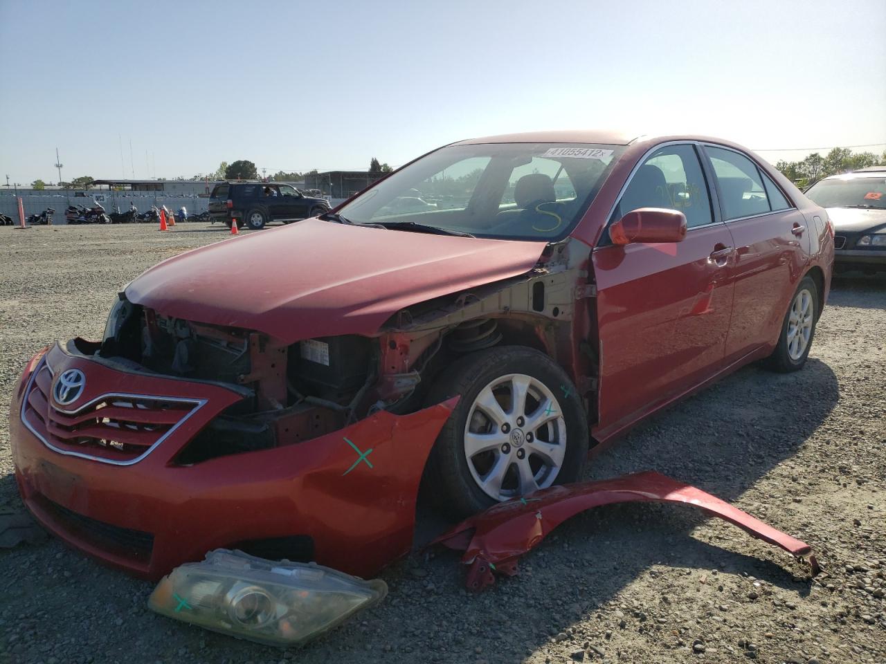 Photo 2 from auction – 2011 TOYOTA CAMRY BASE with VIN 4T1BF3EK5BU699295