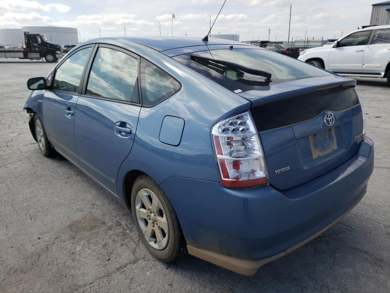 Photo 3 from auction – 2007 TOYOTA PRIUS with VIN JTDKB20U277624742