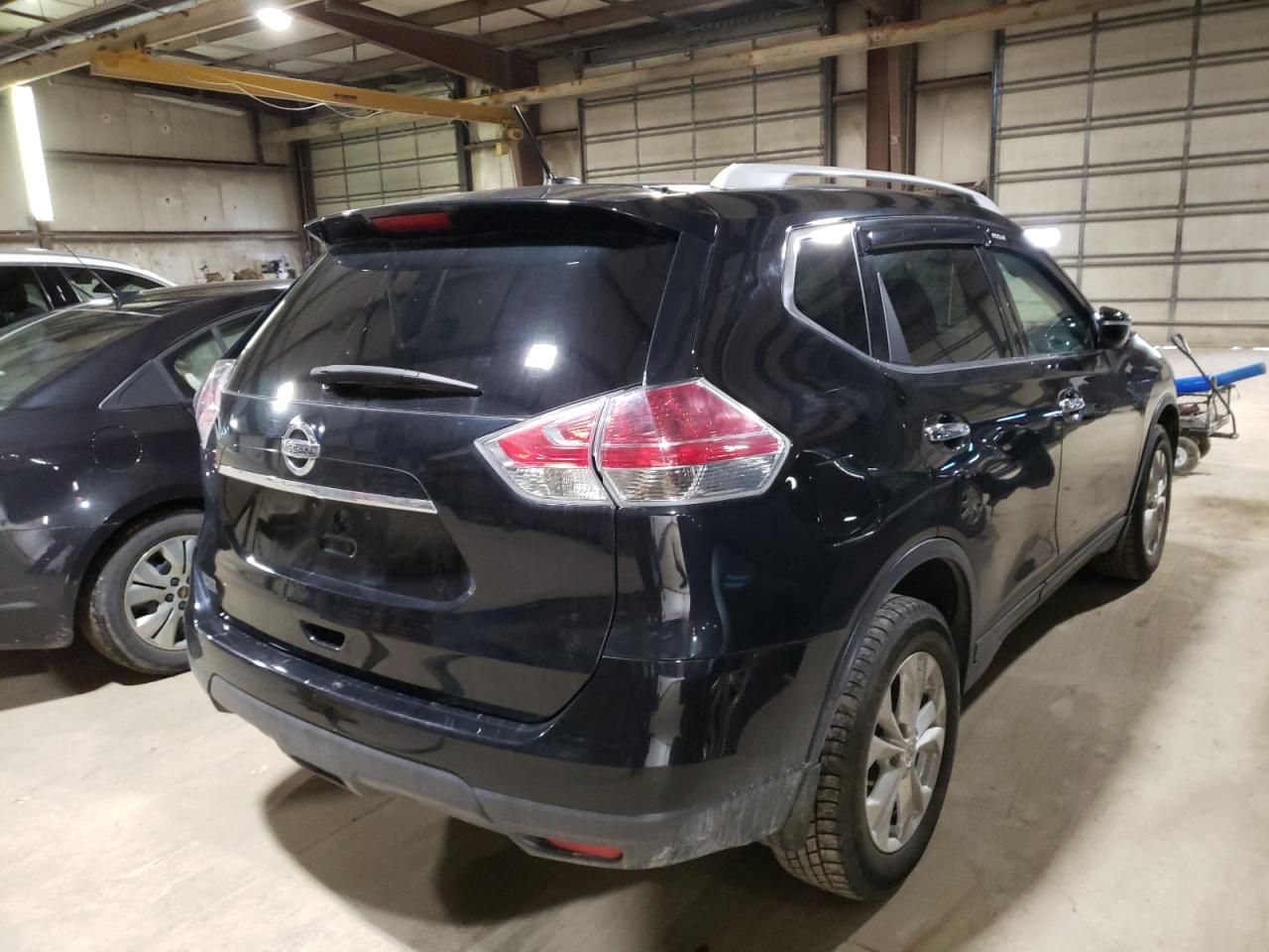 Photo 4 from auction – 2015 NISSAN ROGUE S with VIN 5N1AT2MV3FC908474