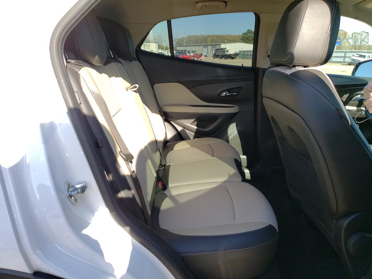 Photo 6 from auction – 2019 BUICK ENCORE PRE with VIN KL4CJASB1KB942297
