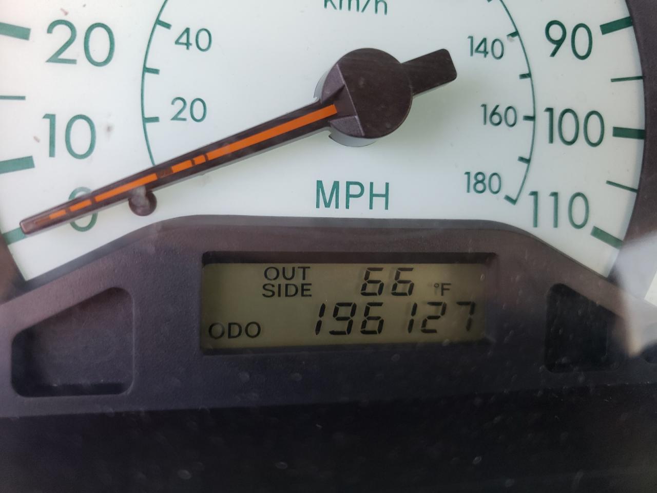 Photo 8 from auction – 2003 TOYOTA COROLLA CE with VIN JTDBR32E530010424