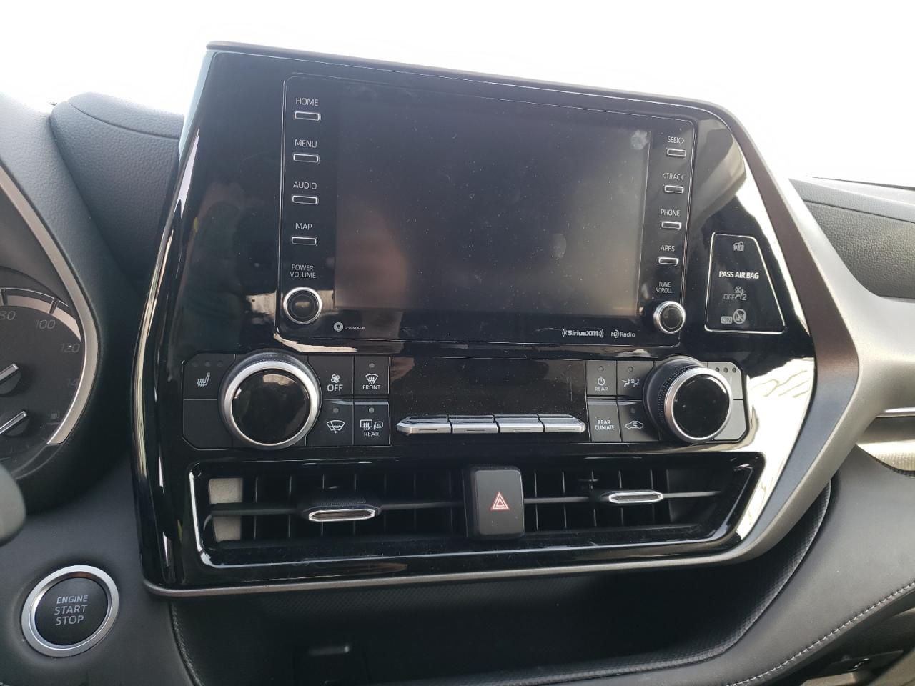 Photo 9 from auction – 2021 TOYOTA HIGHLANDER with VIN 5TDGZRBH2MS109896