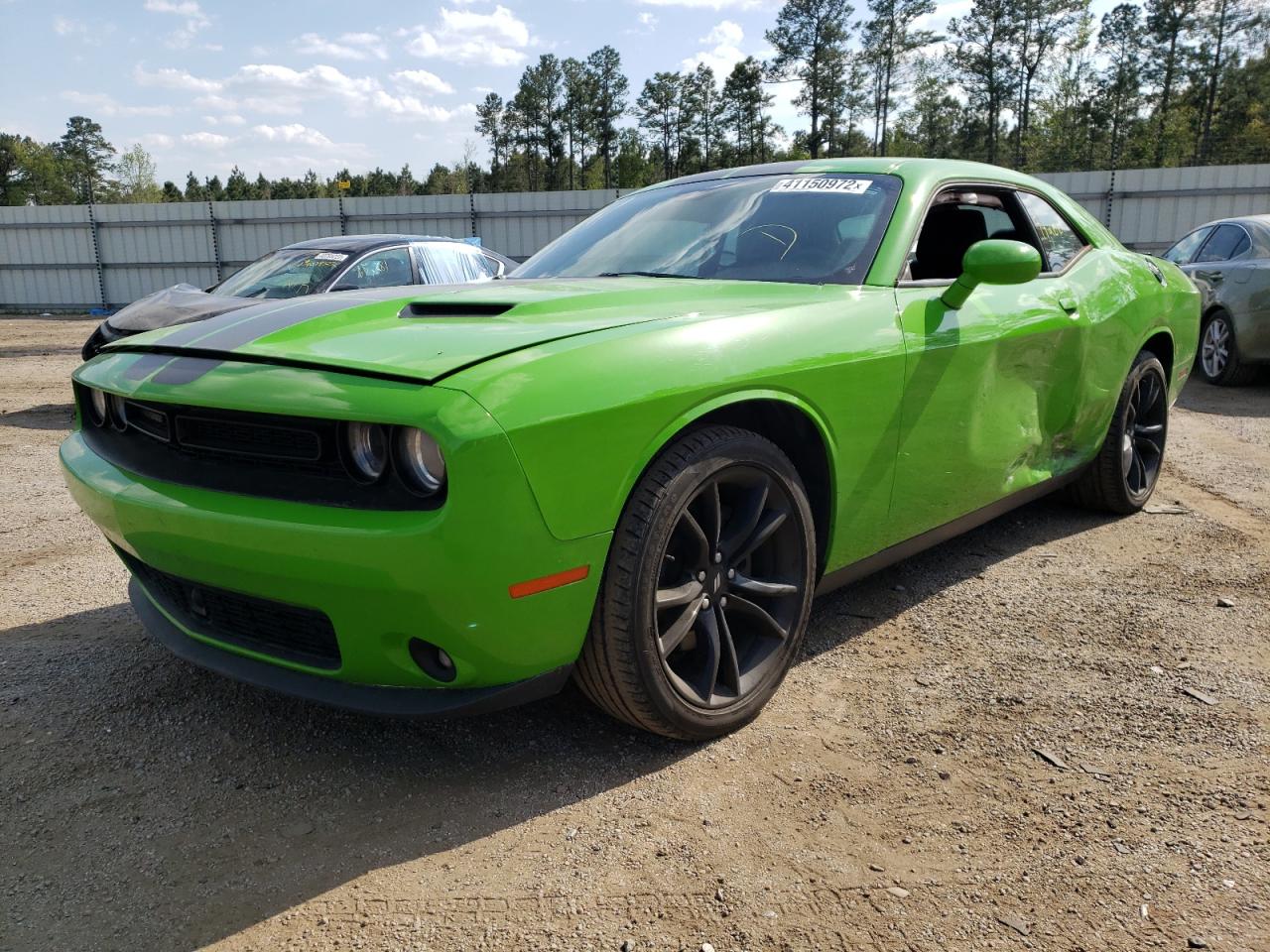 Photo 2 from auction – 2017 DODGE CHALLENGER with VIN 2C3CDZAGXHH601011