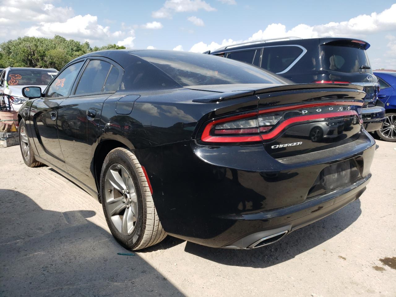 Photo 3 from auction – 2015 DODGE CHARGER SE with VIN 2C3CDXBG1FH896628