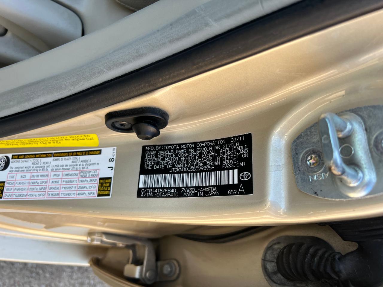 Photo 10 from auction – 2011 TOYOTA PRIUS with VIN JTDKN3DU5B0298959