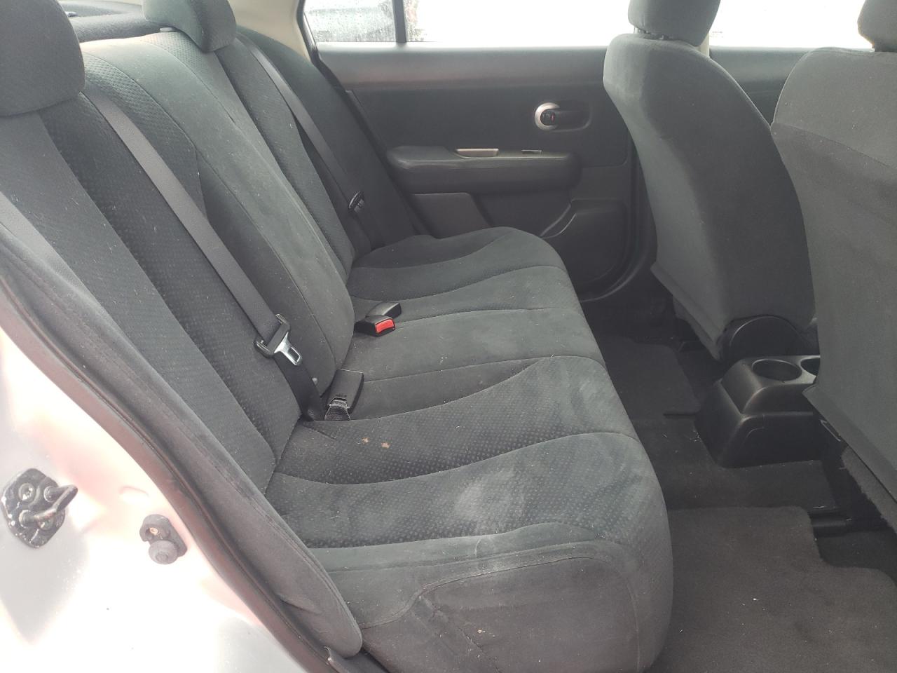 Photo 6 from auction – 2011 NISSAN VERSA S with VIN 3N1BC1AP5BL365283