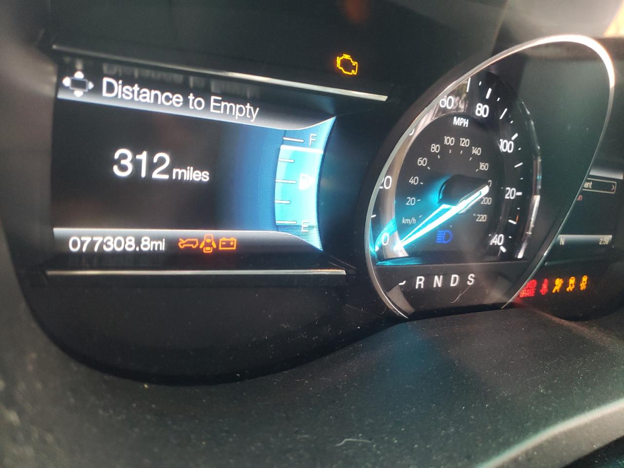 Photo 8 from auction – 2017 FORD EXPLORER L with VIN 1FM5K7F83HGB49331