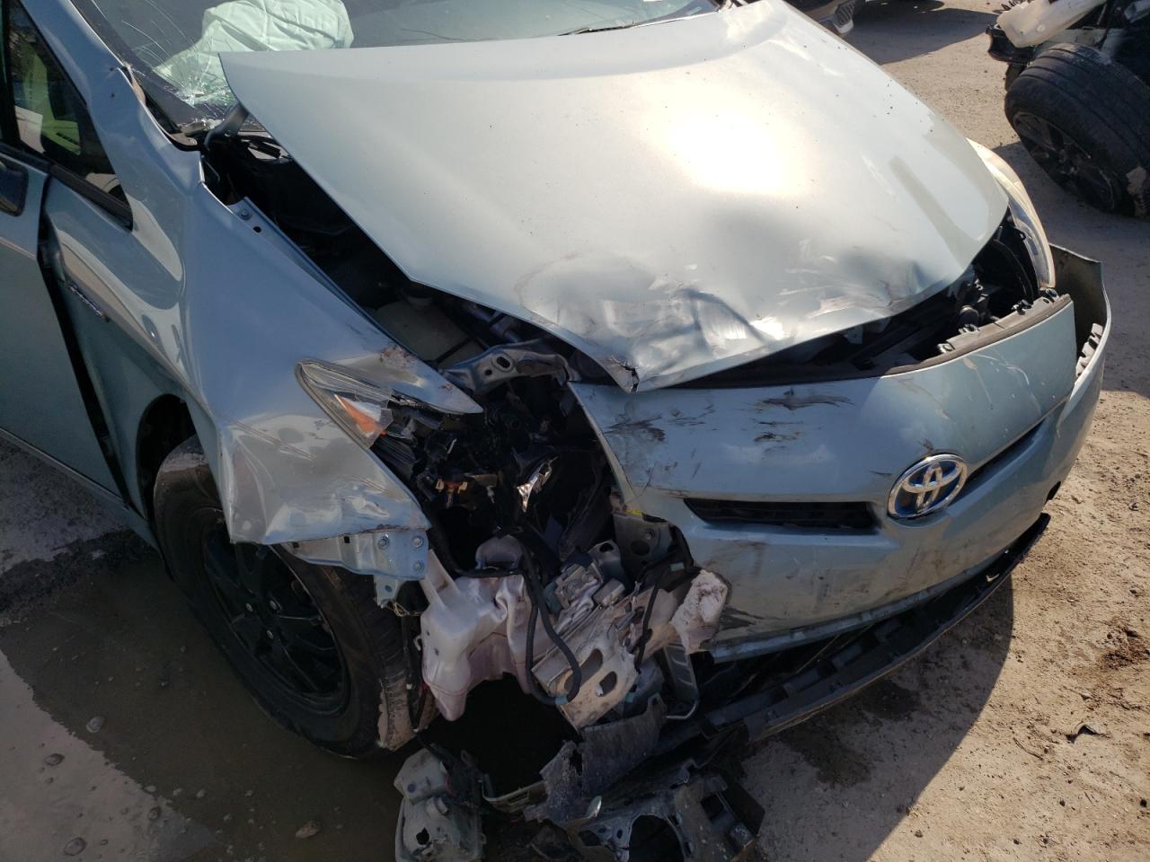 Photo 9 from auction – 2013 TOYOTA PRIUS with VIN JTDKN3DU7D5576203
