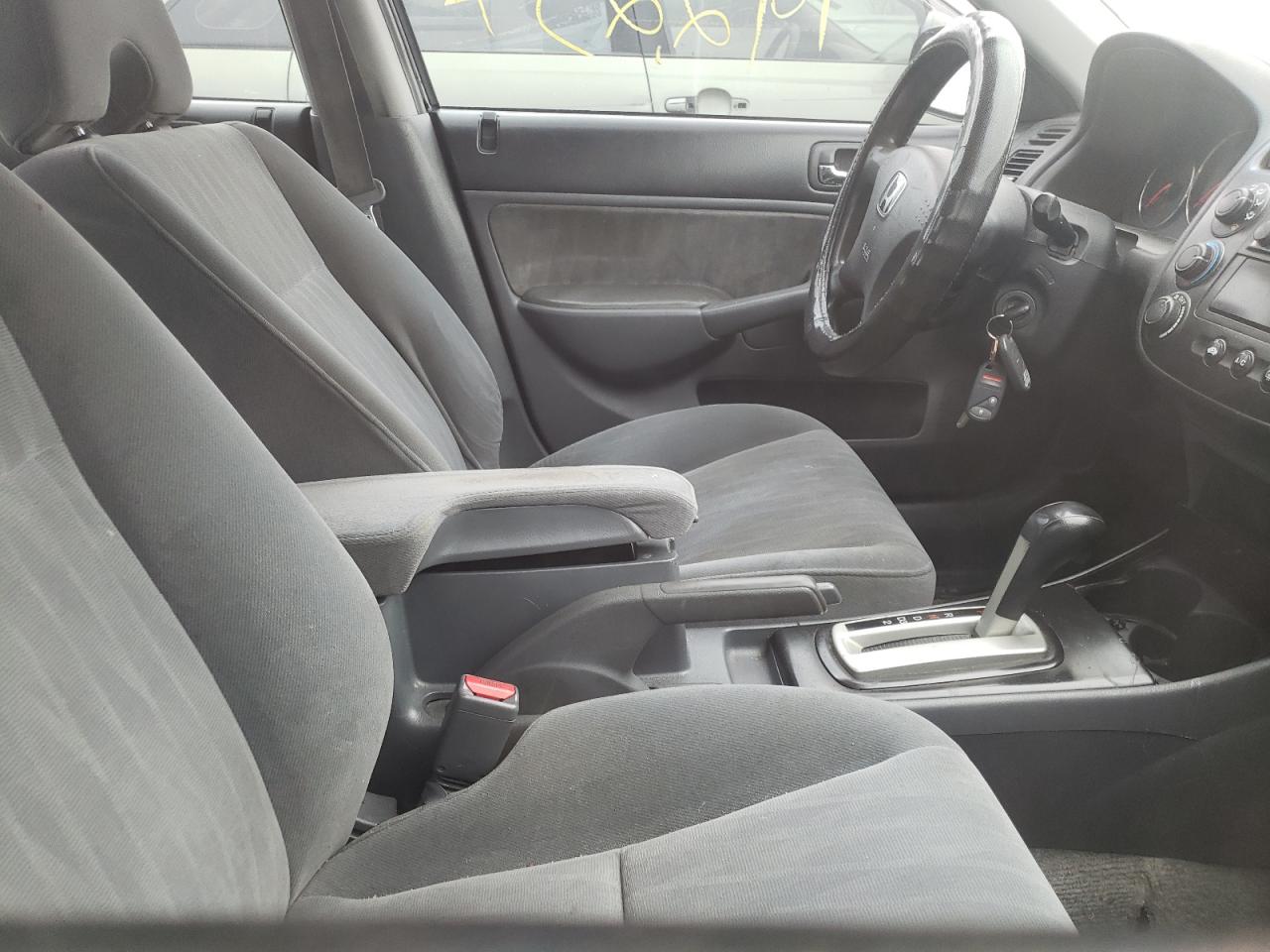 Photo 5 from auction – 2004 HONDA CIVIC LX with VIN 2HGES16554H529780