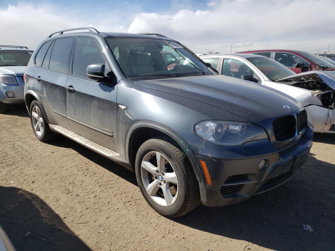 BMW X5 XDRIVE5 2011 with VIN 5UXZV8C56BL417041 - Photo from auction