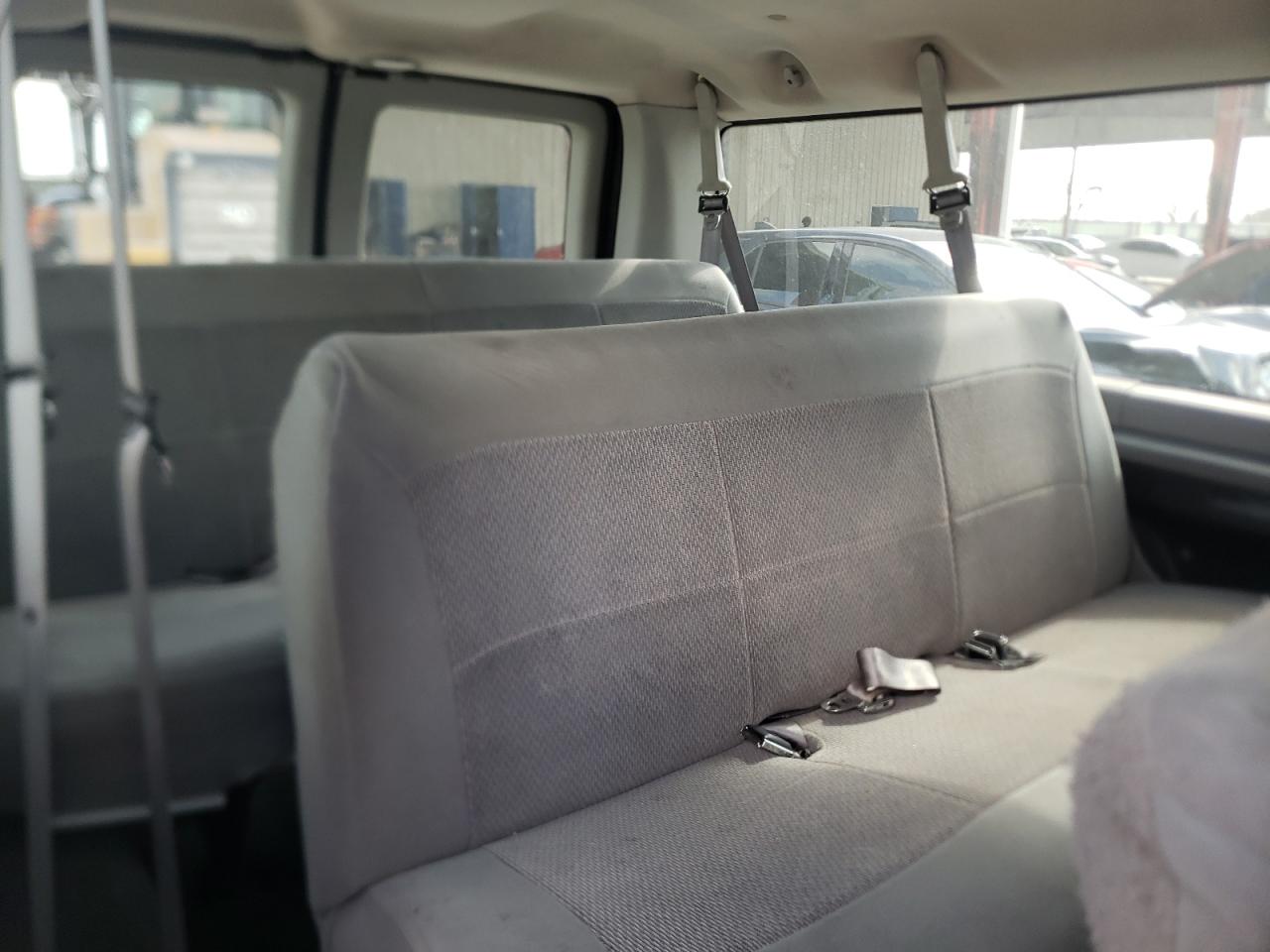 Photo 6 from auction – 2006 FORD ECONOLINE with VIN 1FBNE31L26HA16359