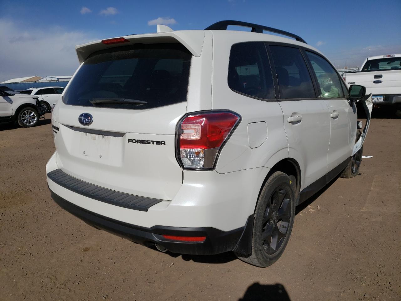 Photo 4 from auction – 2018 SUBARU FORESTER 2 with VIN JF2SJAGC9JH591753
