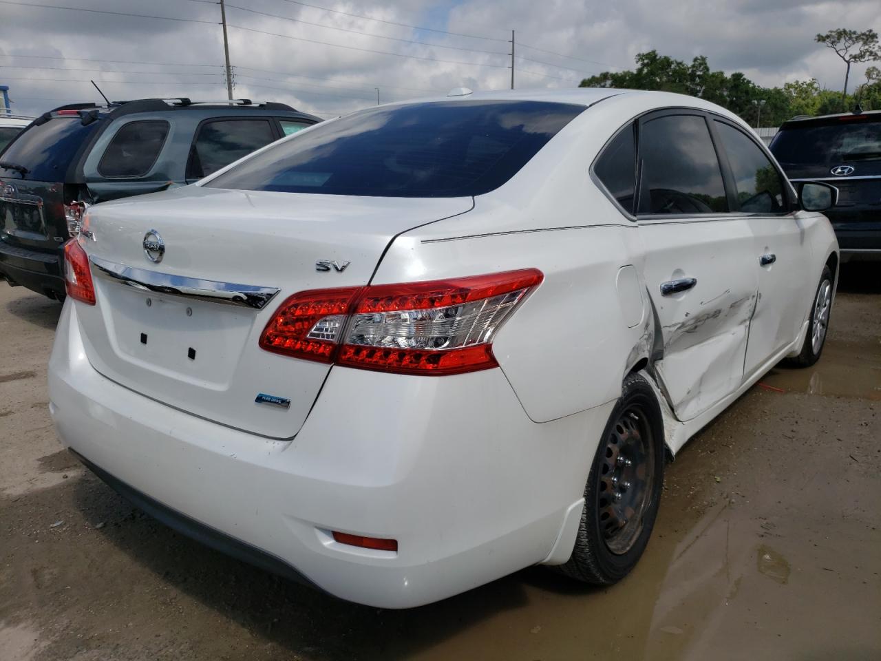 Photo 4 from auction – 2013 NISSAN SENTRA S with VIN 3N1AB7AP3DL735196