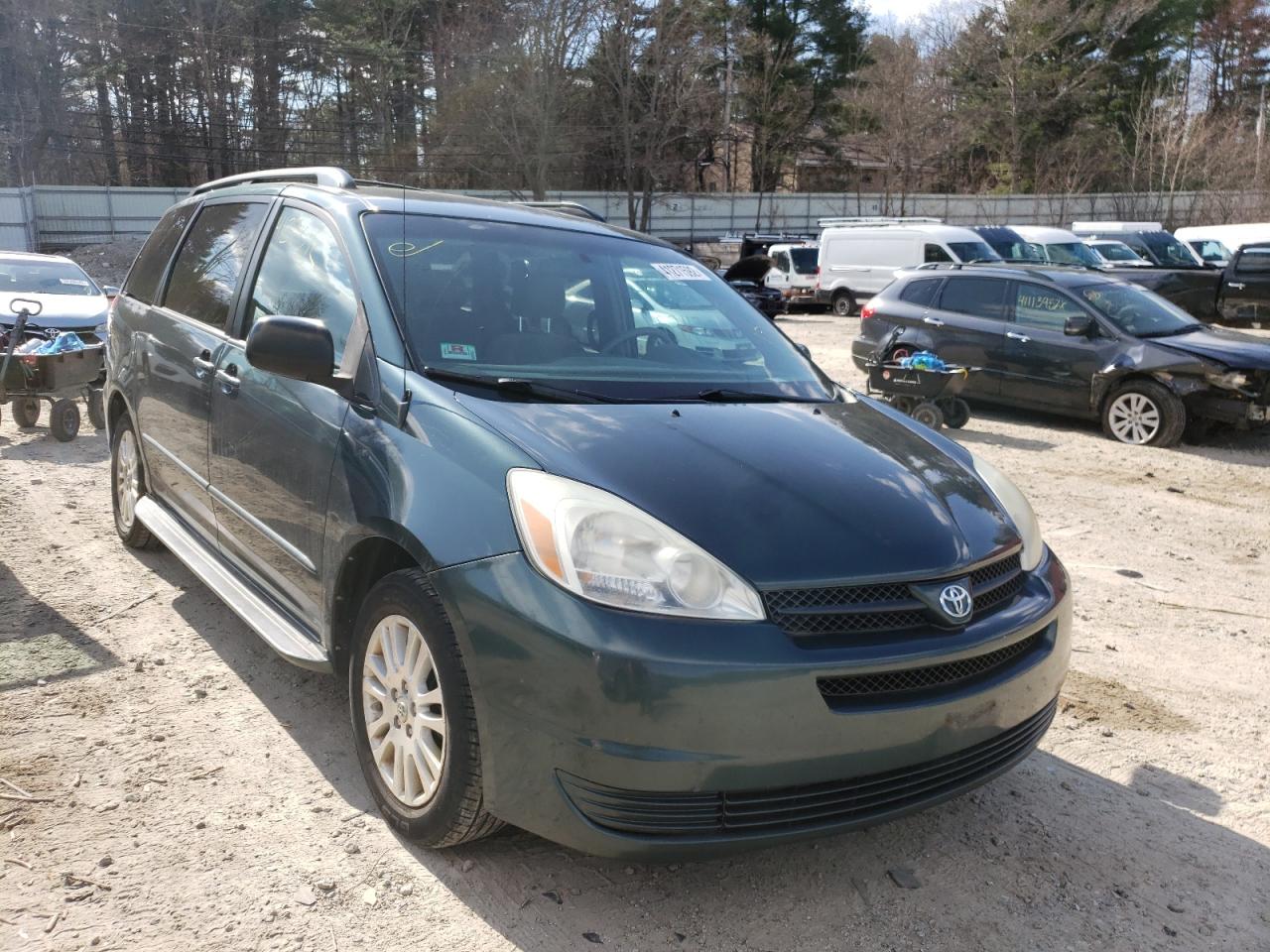 TOYOTA SIENNA CE 2004 with VIN 5TDZA23C84S200486 - Photo from auction