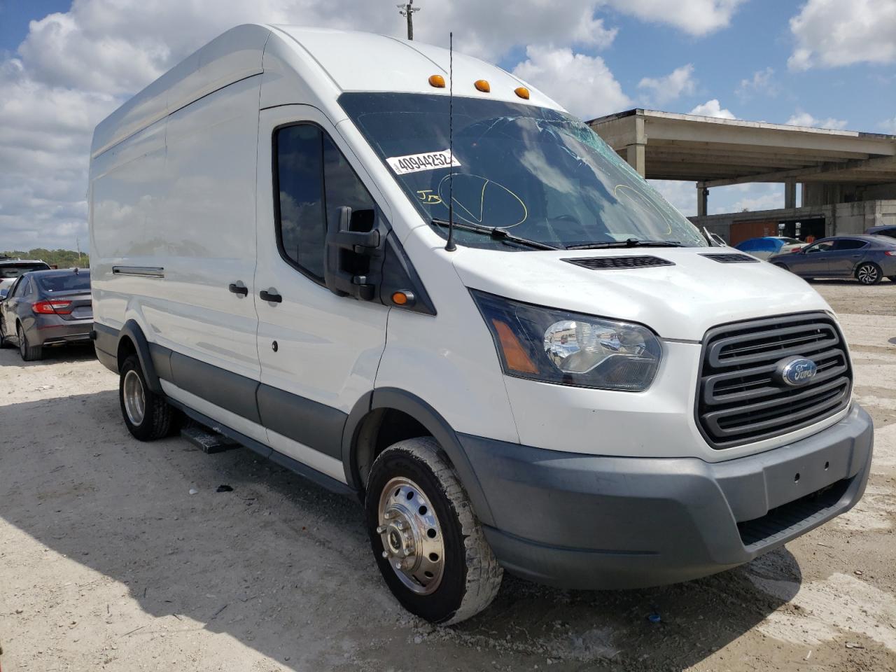 FORD TRANSIT T- 2016 with VIN 1FTRS4XV9GKA72369 - Photo from auction