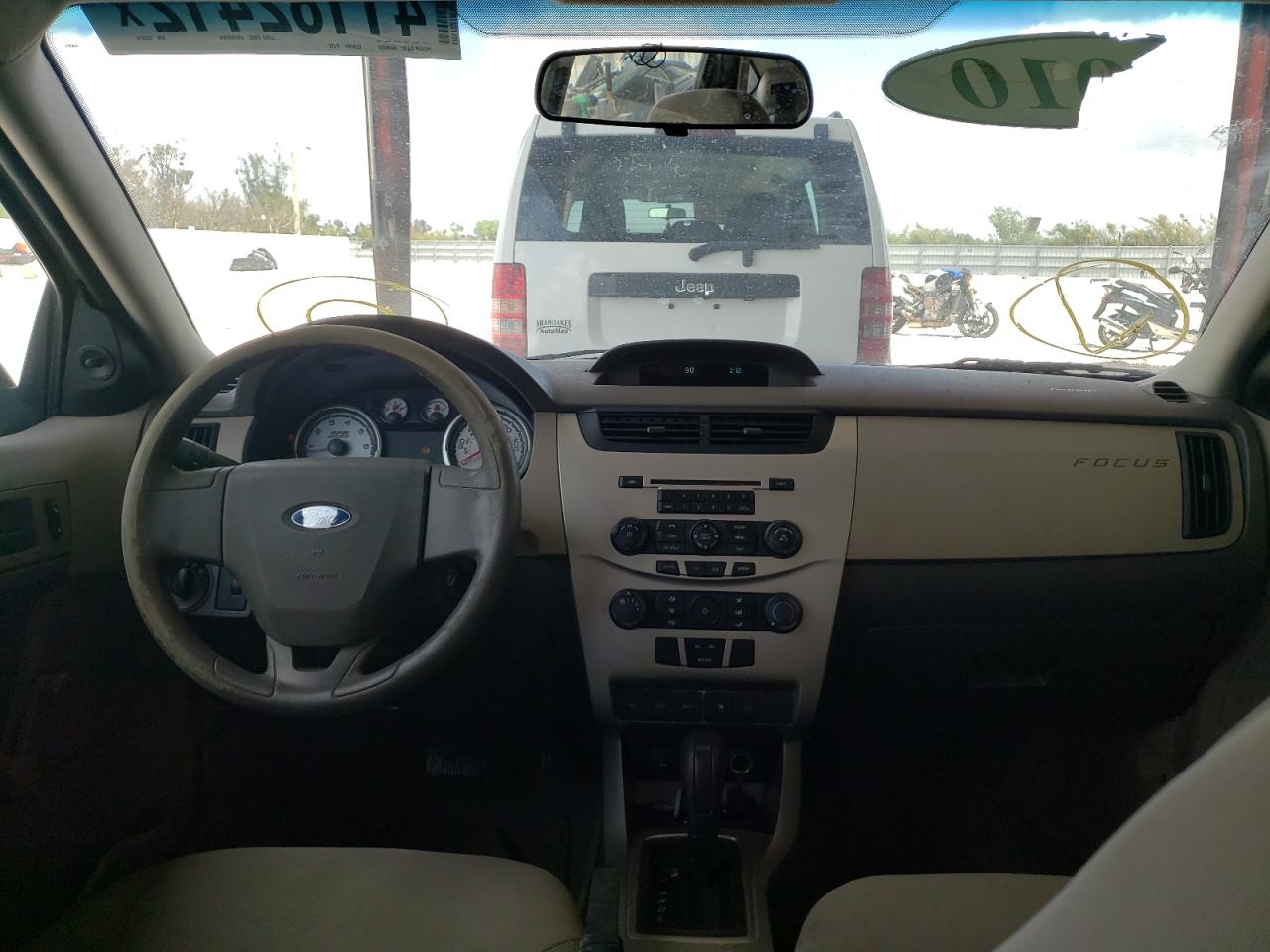Photo 9 from auction – 2010 FORD FOCUS S with VIN 1FAHP3EN5AW132874
