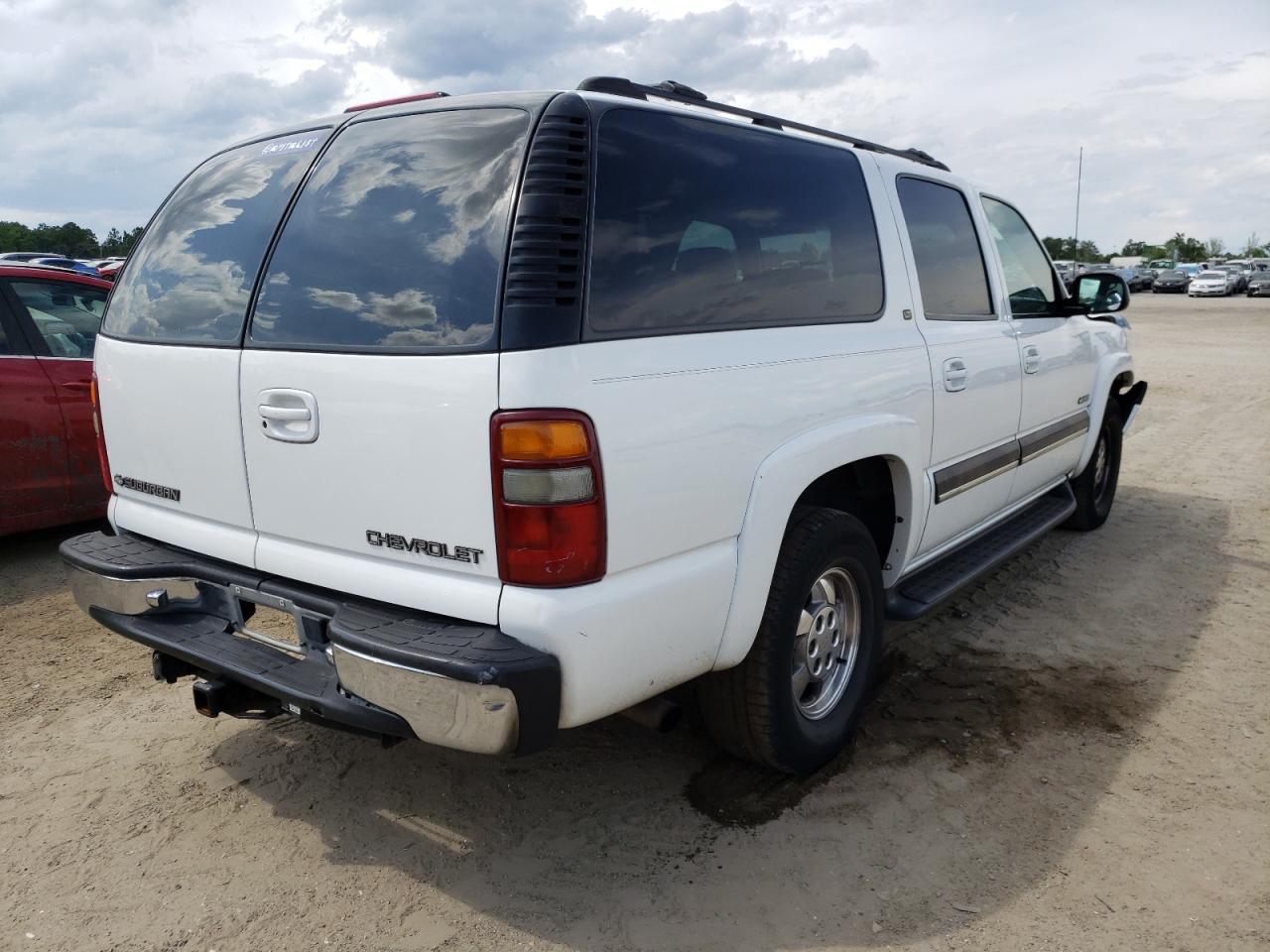 Photo 4 from auction – 2001 CHEVROLET SUBURBAN C with VIN 3GNEC16TX1G102401