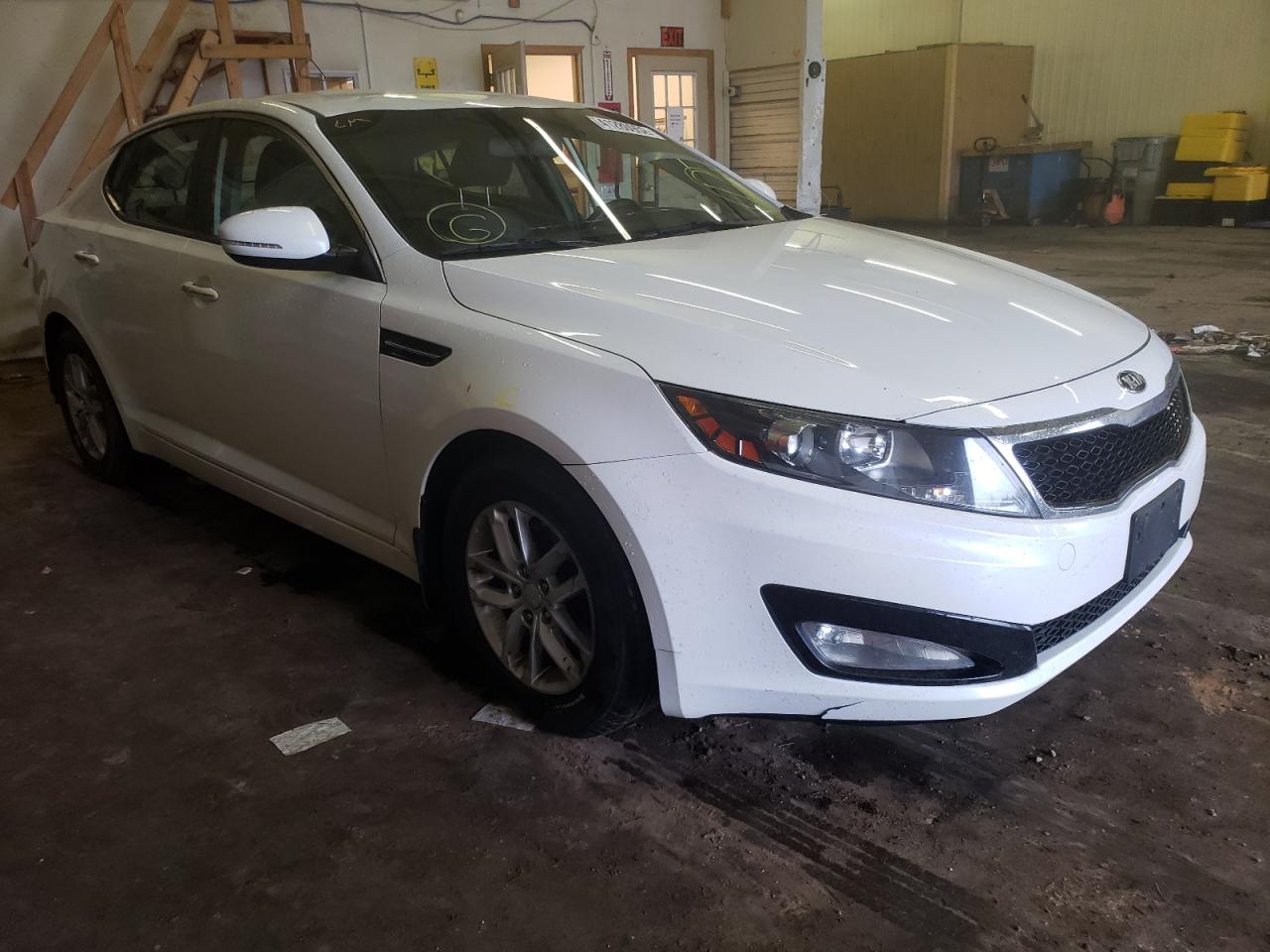 KIA OPTIMA LX 2013 with VIN KNAGM4A78D5392270 - Photo from auction