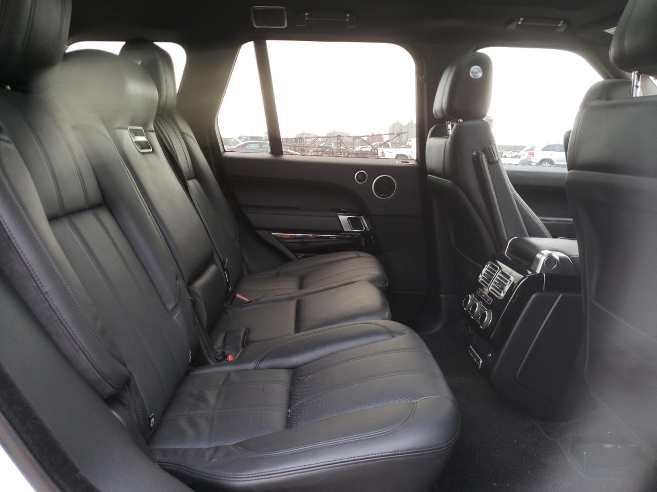 Photo 6 from auction – 2016 LAND ROVER RANGE ROVE with VIN SALGS2PF5GA300211