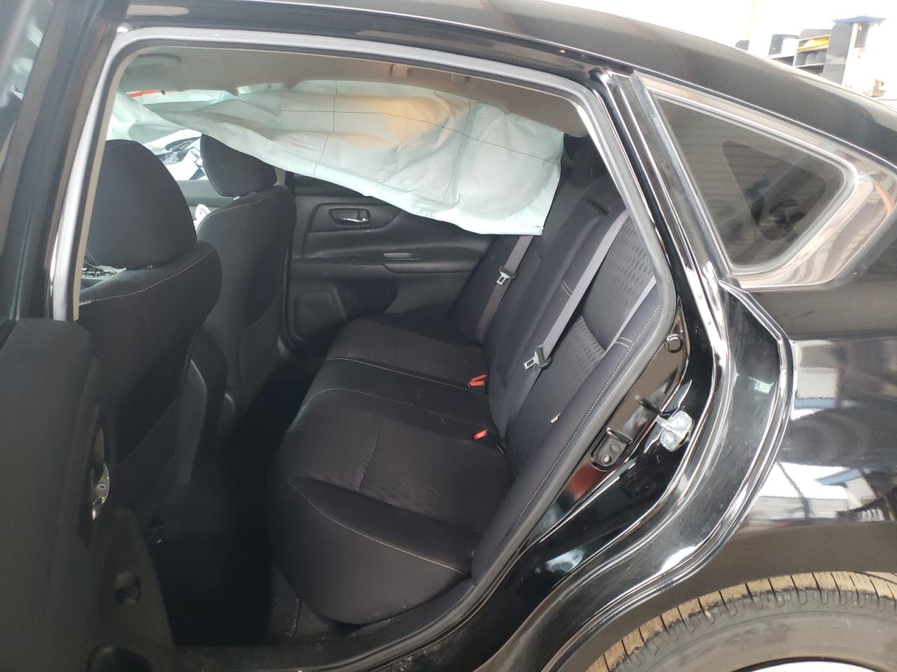 Photo 6 from auction – 2018 NISSAN ALTIMA 2.5 with VIN 1N4AL3AP3JC243171