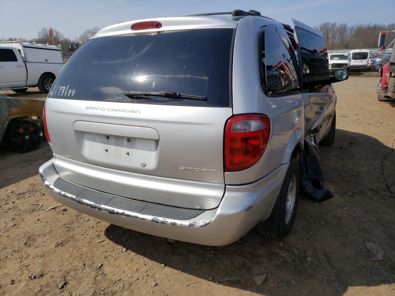 Photo 4 from auction – 2001 DODGE GRAND CARA with VIN 2B4GP44361R297348