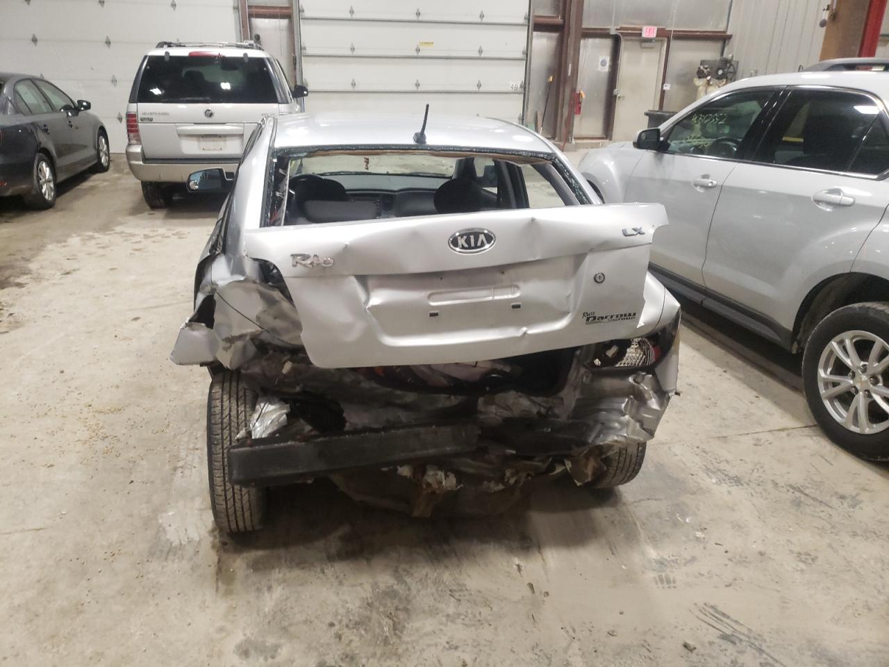 Photo 9 from auction – 2007 KIA RIO BASE with VIN KNADE123276220759