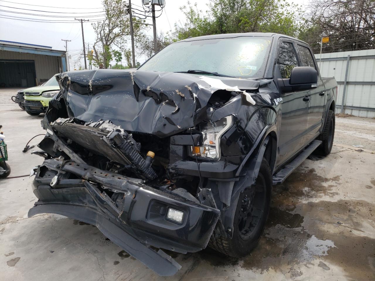 Photo 2 from auction – 2016 FORD F150 SUPER with VIN 1FTEW1CFXGKD73541