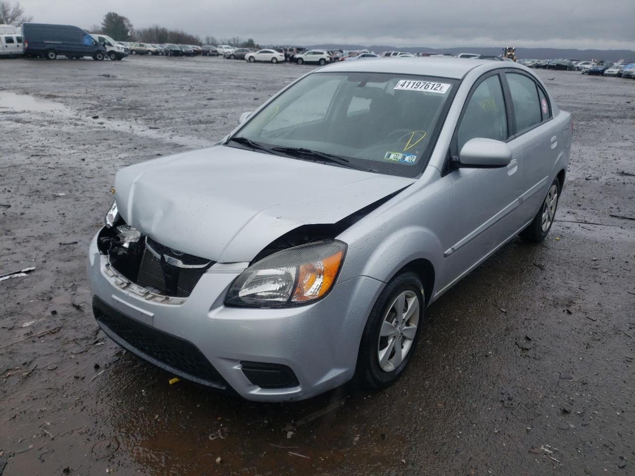 Zdjęcie 2 z aukcji – 2010 KIA RIO LX z VIN KNADH4A39A6687758